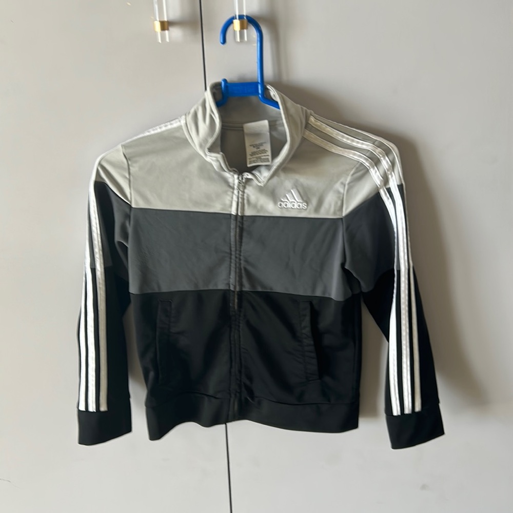 Adidas jackets that’s unisex